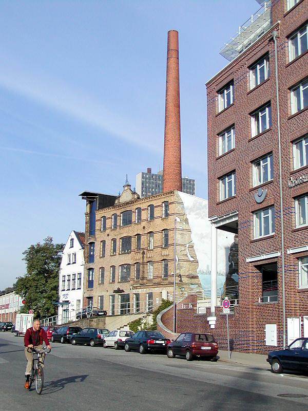 643_P1010036 Denkmalgeschütze Hamburger Industriearchitektur in der Grossen Elbstrasse. | Grosse Elbstrasse - Bilder vom Altonaer Hafenrand.